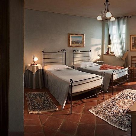 Cascina Barac Guest House อัลบา ภายนอก รูปภาพ